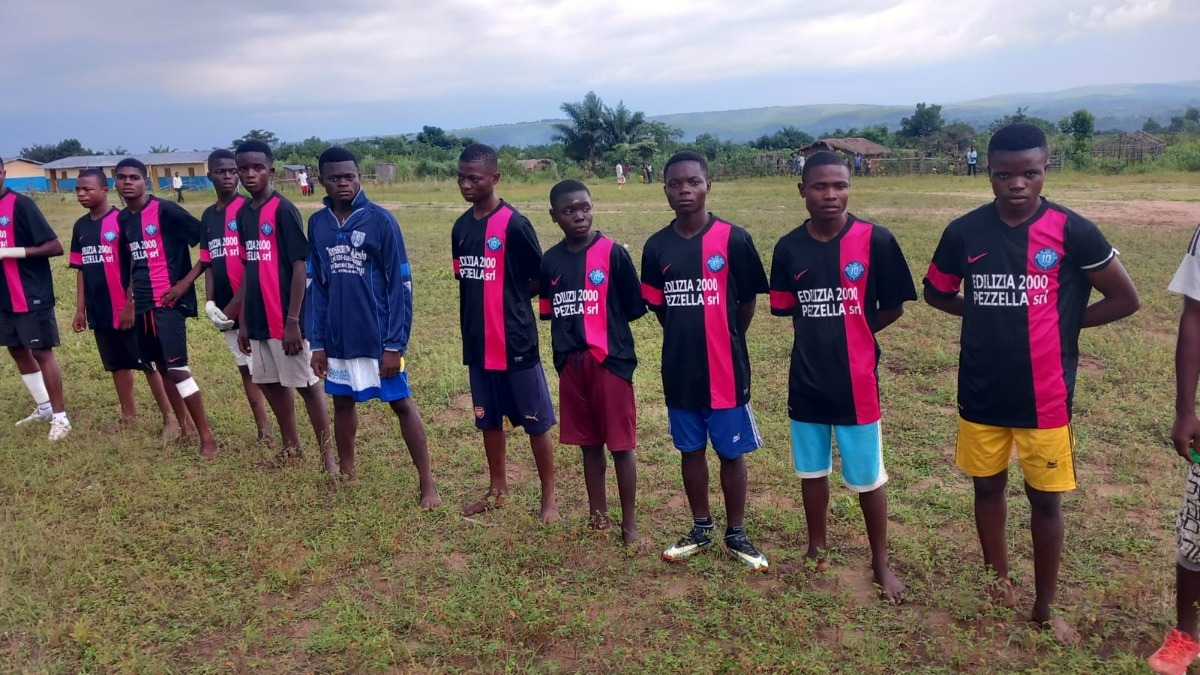 Maglie sportive 2025