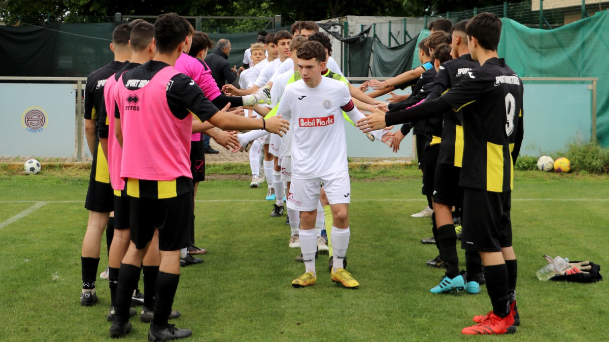 VIDEO - Under 17 gir A: gesto di fairplay dell'Union Calcio Basso ...