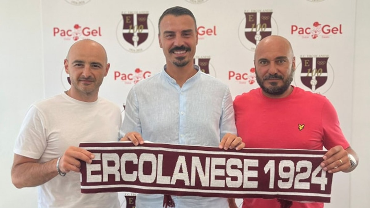 La FC ERCOLANESE Alza Il Muro Ecco Stefano Riccio Tuttocampo it